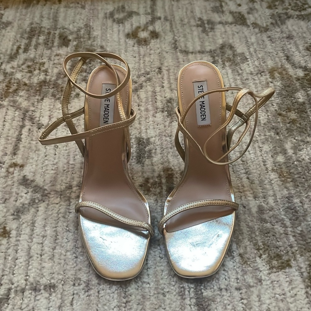 Steve Madden gold heels
